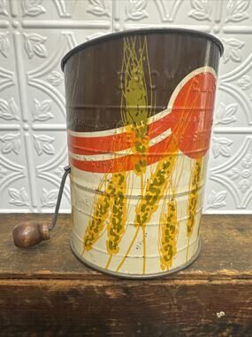 Vintage Bromwell's Painted "Wheat" 3 Cup Flour Sifter, Retro Baking Sifter